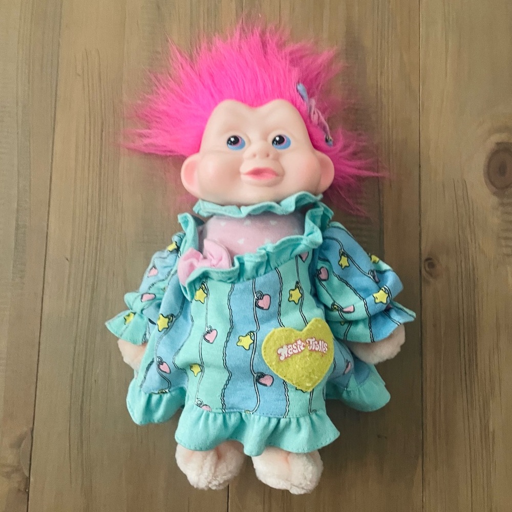 Applause Vintage 1991 Magic Troll Doll Pink Hair Dress Bloomers